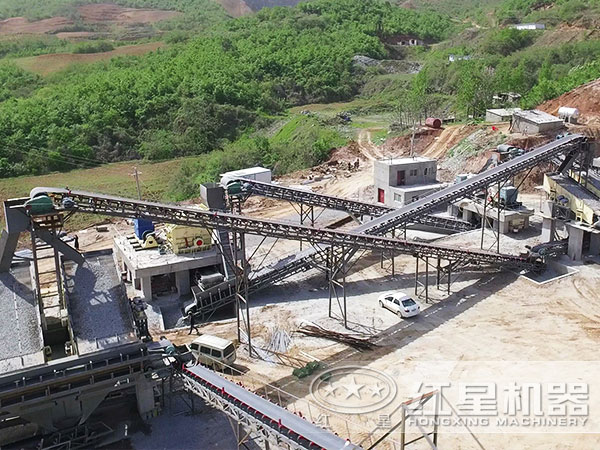 時產(chǎn)千噸石料生產(chǎn)線具體配置及生產(chǎn)現(xiàn)場 時產(chǎn)千噸石料生產(chǎn)線具體配置及生產(chǎn)現(xiàn)場