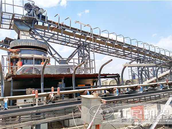 加工13石子現(xiàn)場 加工13石子現(xiàn)場