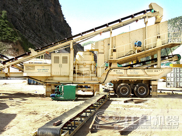 寧夏銀川移動破碎設(shè)備生產(chǎn)現(xiàn)場 寧夏銀川移動破碎設(shè)備生產(chǎn)現(xiàn)場