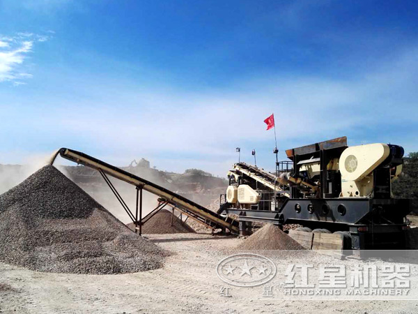 移動(dòng)破碎車生產(chǎn)現(xiàn)場(chǎng) 移動(dòng)破碎車生產(chǎn)現(xiàn)場(chǎng)