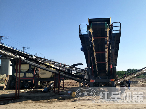 時產(chǎn)450噸石料移動磕石機多少錢？求品牌介紹