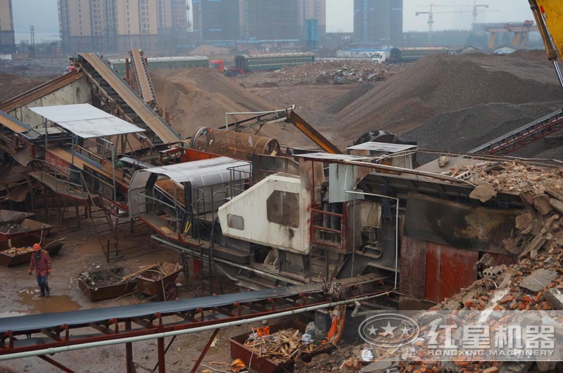 江西贛州建筑垃圾處理生產(chǎn)現(xiàn)場 江西贛州建筑垃圾處理生產(chǎn)現(xiàn)場