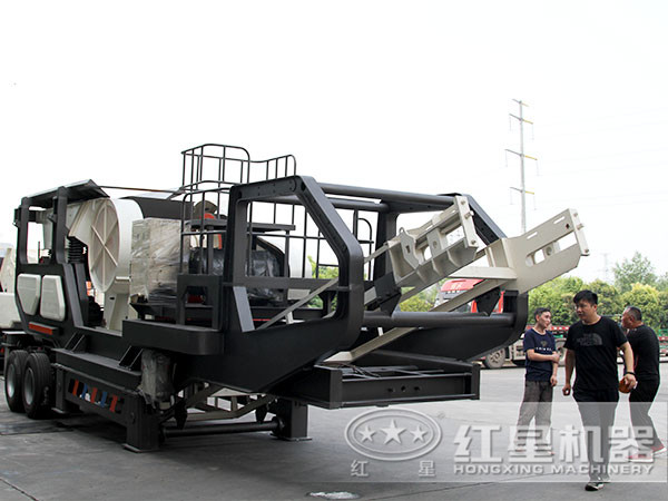 客戶來(lái)廠參觀設(shè)備 客戶來(lái)廠參觀設(shè)備