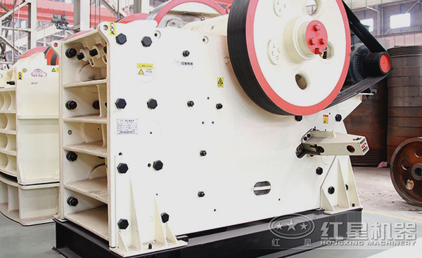 CJ顎式石子磕石機(jī) CJ顎式石子磕石機(jī)