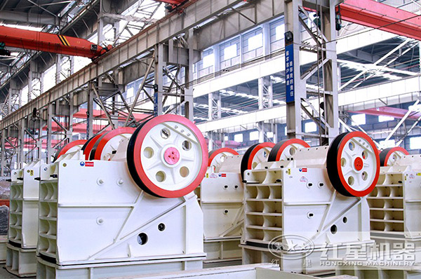 破碎比大是顎式打石機(jī) 破碎比大是顎式打石機(jī)