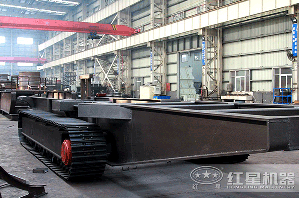 河南紅星移動石子破碎站生產(chǎn)車間 河南紅星移動石子破碎站生產(chǎn)車間