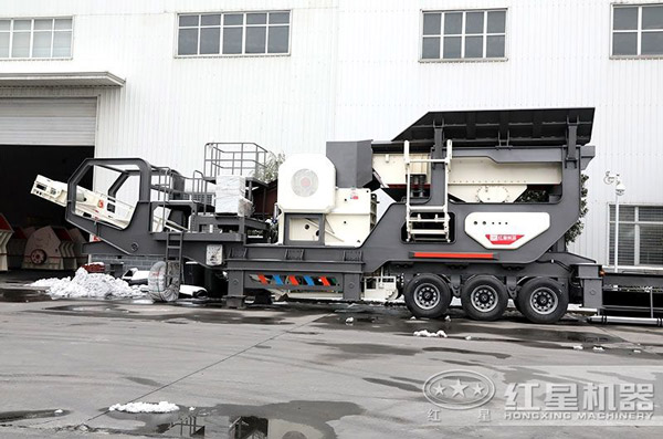 小型車式流動(dòng)石子粉碎機(jī)，小巧輕便但不失專業(yè)