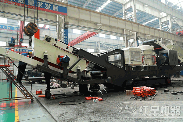 一體式移動(dòng)破碎機(jī)車間組裝圖 一體式移動(dòng)破碎機(jī)車間組裝圖