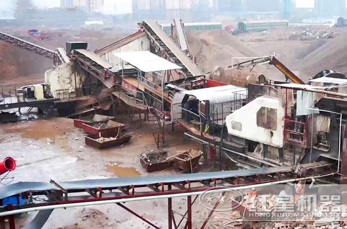 再生混凝土骨料生產(chǎn)現(xiàn)場 再生混凝土骨料生產(chǎn)現(xiàn)場