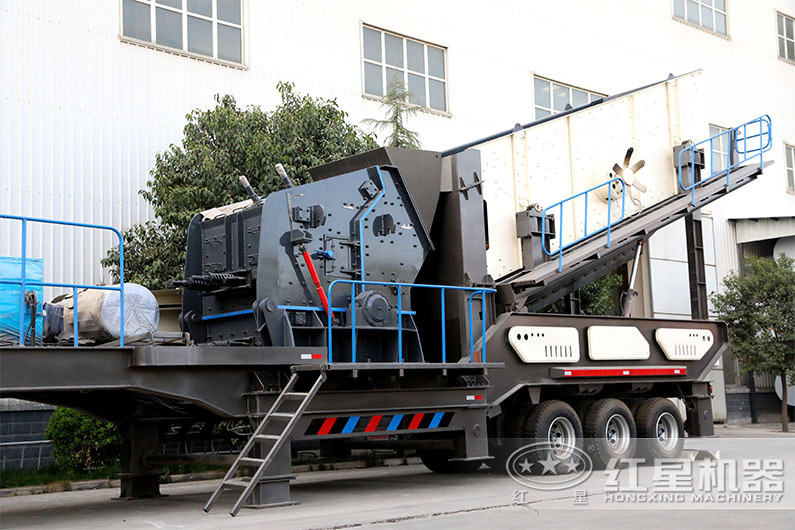 流動破石子機(jī)多少錢？生產(chǎn)環(huán)保嗎？（視頻現(xiàn)場直擊）