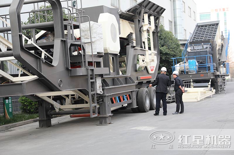 山東用戶來(lái)廠參觀考察設(shè)備 山東用戶來(lái)廠參觀考察設(shè)備