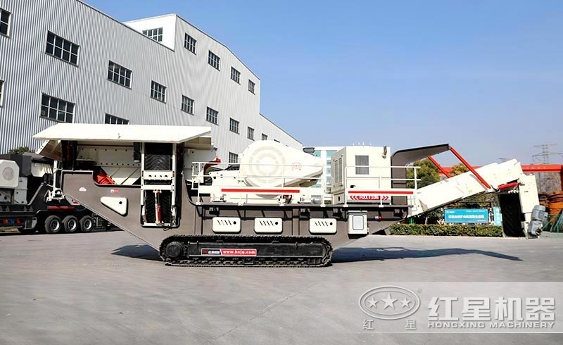 大型采石場用以柴油為動力的履帶破碎機更高產(chǎn)、環(huán)保