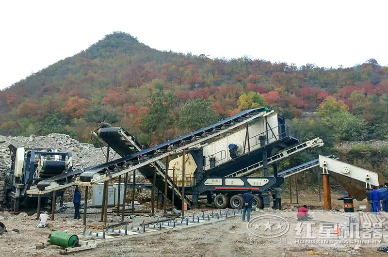 流動(dòng)磕石機(jī)處理現(xiàn)場(chǎng) 流動(dòng)磕石機(jī)處理現(xiàn)場(chǎng)