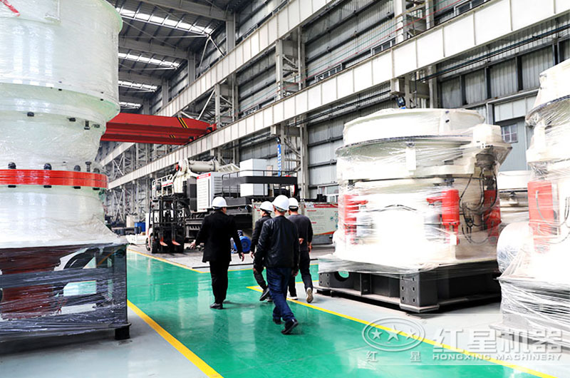 技術(shù)經(jīng)理陪同山東用戶考察圓錐制石子機(jī) 技術(shù)經(jīng)理陪同山東用戶考察圓錐制石子機(jī)