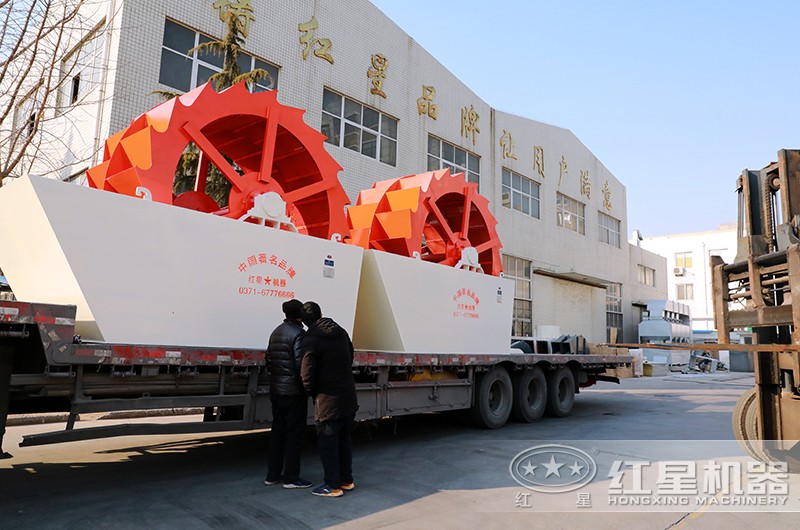 輪式洗砂機裝車發(fā)貨 輪式洗砂機裝車發(fā)貨