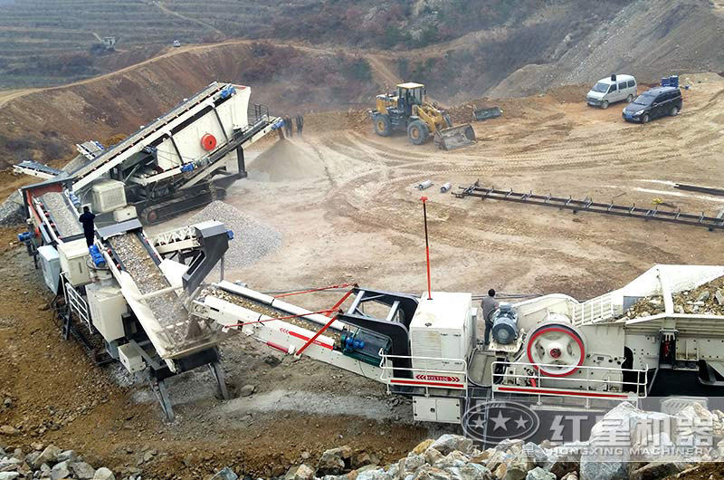紅星移動碎石機作業(yè)客戶現(xiàn)場 紅星移動碎石機作業(yè)客戶現(xiàn)場