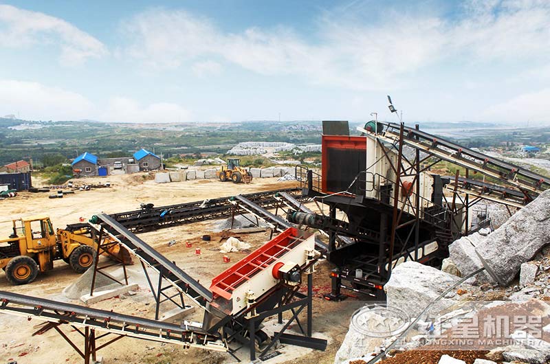 流動打石子機作業(yè)客戶現(xiàn)場 流動打石子機作業(yè)客戶現(xiàn)場