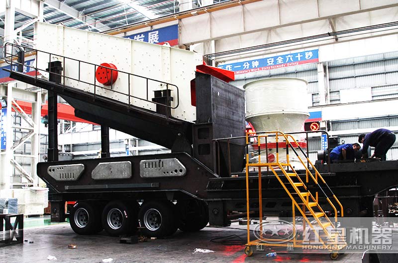 紅星礦機生產(chǎn)車間一角 紅星礦機生產(chǎn)車間一角