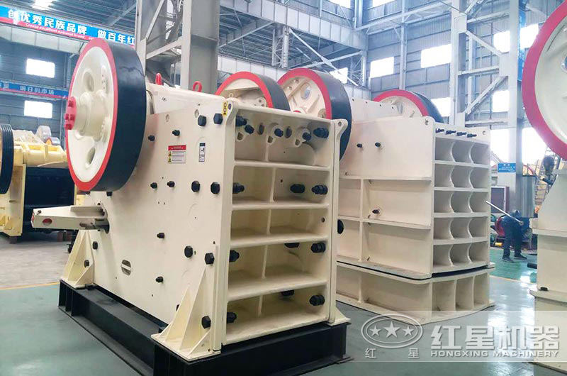 鄂式破碎機(jī) 鄂式破碎機(jī)