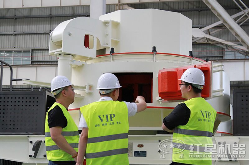 用戶來廠考察制沙設(shè)備 用戶來廠考察制沙設(shè)備