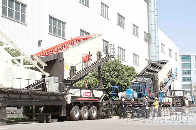 山西運(yùn)城用戶(hù)來(lái)廠(chǎng)參觀(guān)考察流動(dòng)打石子機(jī)設(shè)備 山西運(yùn)城用戶(hù)來(lái)廠(chǎng)參觀(guān)考察流動(dòng)打石子機(jī)設(shè)備