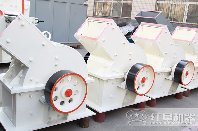 小錘式磕石機(jī) 小錘式磕石機(jī)