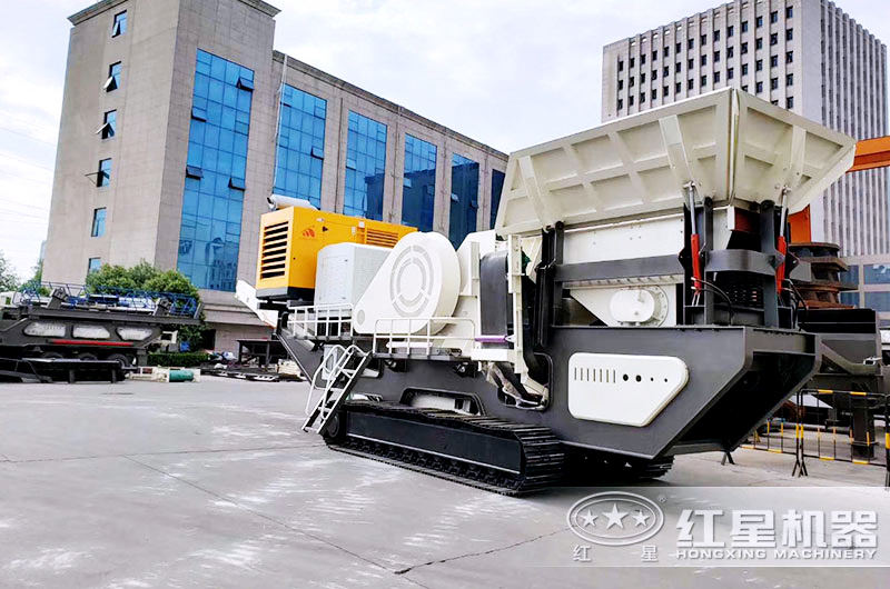 移動篩分破碎機 移動篩分破碎機