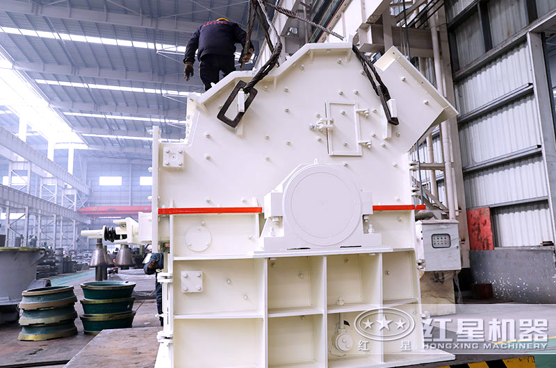 自帶篩分效果的細碎機固定裝車 自帶篩分效果的細碎機固定裝車