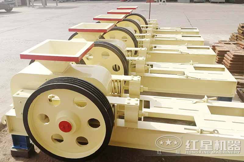 對(duì)輥破碎機(jī) 對(duì)輥破碎機(jī)