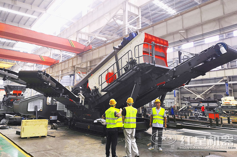 移動青石打石機(jī)生產(chǎn)車間 移動青石打石機(jī)生產(chǎn)車間