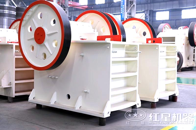 粗碎顎破碎石機(jī) 粗碎顎破碎石機(jī)