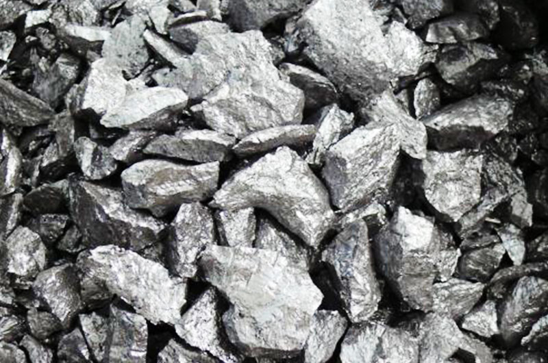 成套環(huán)保工業(yè)硅破碎機(jī)設(shè)備有哪些，價(jià)格是多少？