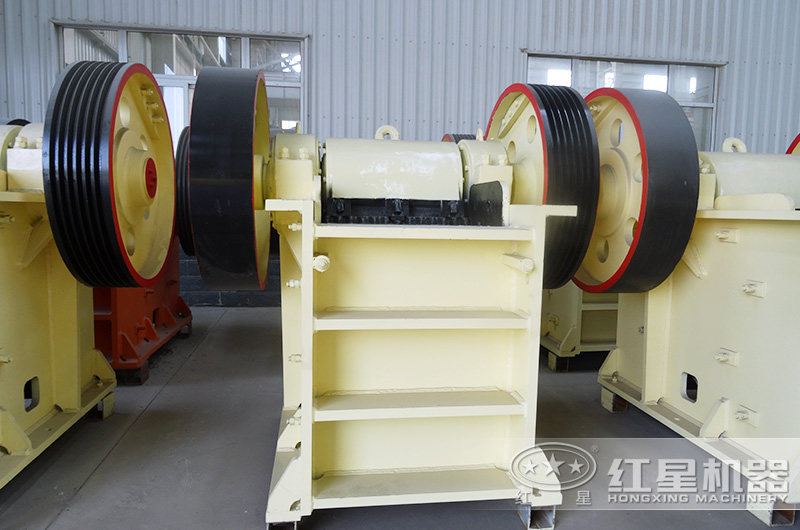 pex250×750細(xì)鄂式破碎機(jī)可以處理干的煤瀝青嗎？