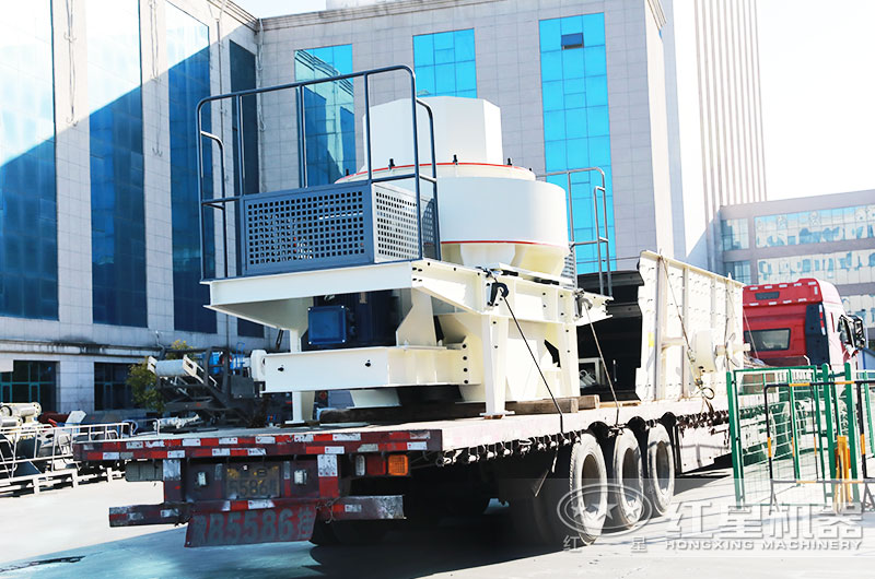 即將發(fā)貨的石頭粉碎機(jī) 即將發(fā)貨的石頭粉碎機(jī)