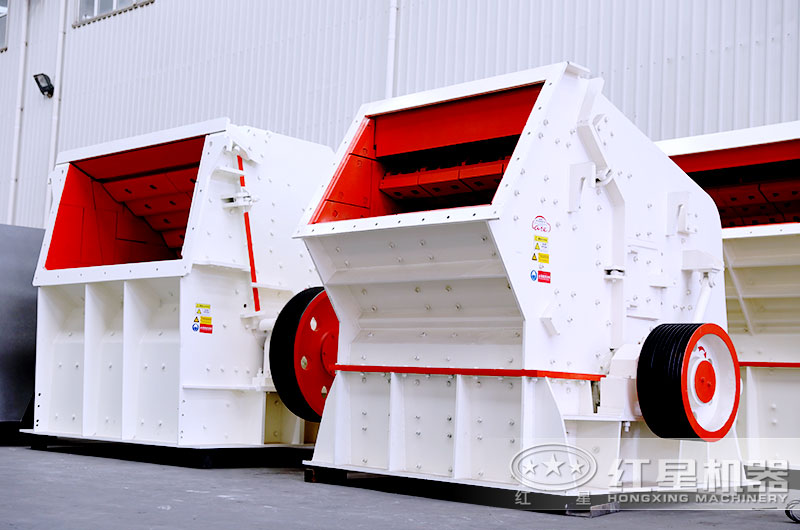 PF1315和CI1315反擊式碎石機(jī) PF1315和CI1315反擊式碎石機(jī)