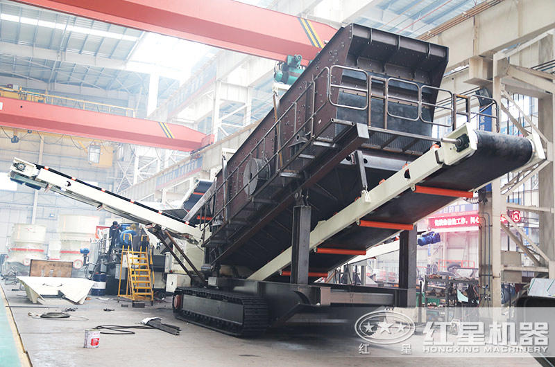 移動(dòng)履帶一體式石子破碎機(jī)生產(chǎn)車間 移動(dòng)履帶一體式石子破碎機(jī)生產(chǎn)車間