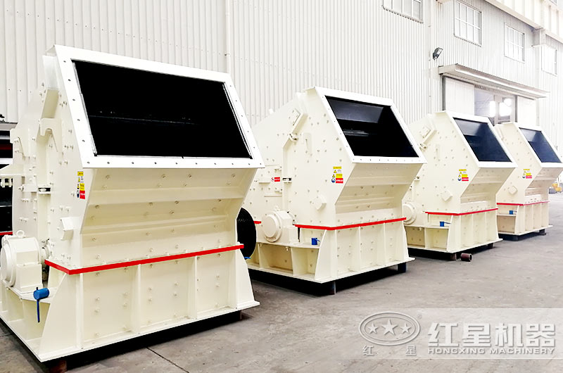 固定式反擊破碎機(jī)生產(chǎn)車間 固定式反擊破碎機(jī)生產(chǎn)車間