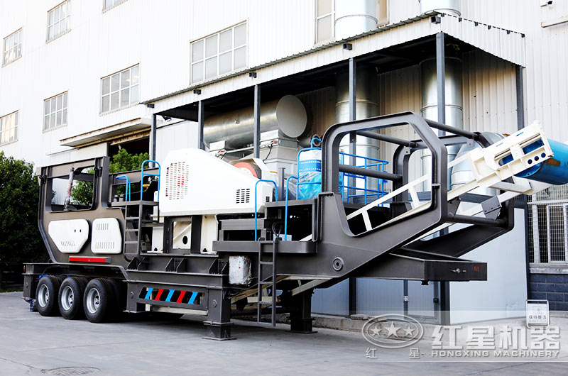 二合一中的移動顎式破碎機(jī)