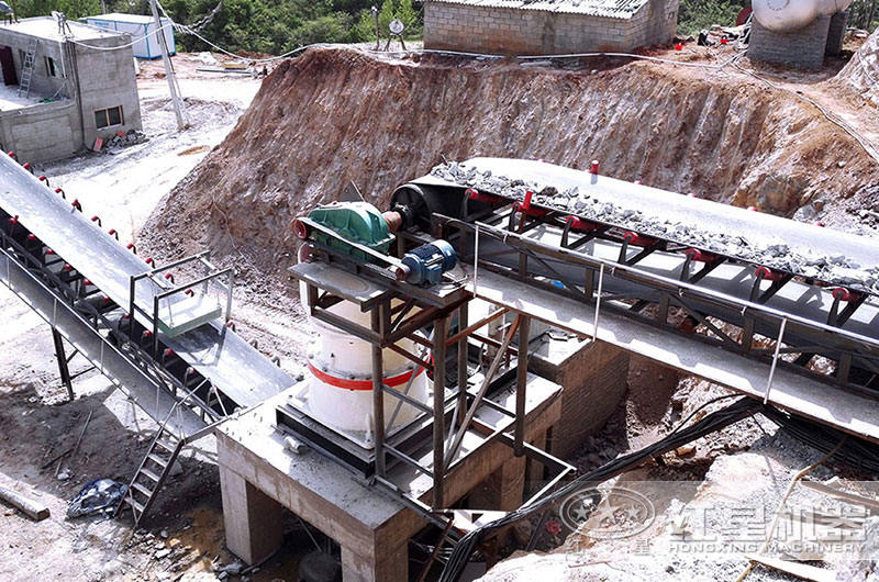 單缸圓錐破碎機(jī)處理高硬度石料生產(chǎn)12石子現(xiàn)場(chǎng) 單缸圓錐破碎機(jī)處理高硬度石料生產(chǎn)12石子現(xiàn)場(chǎng)