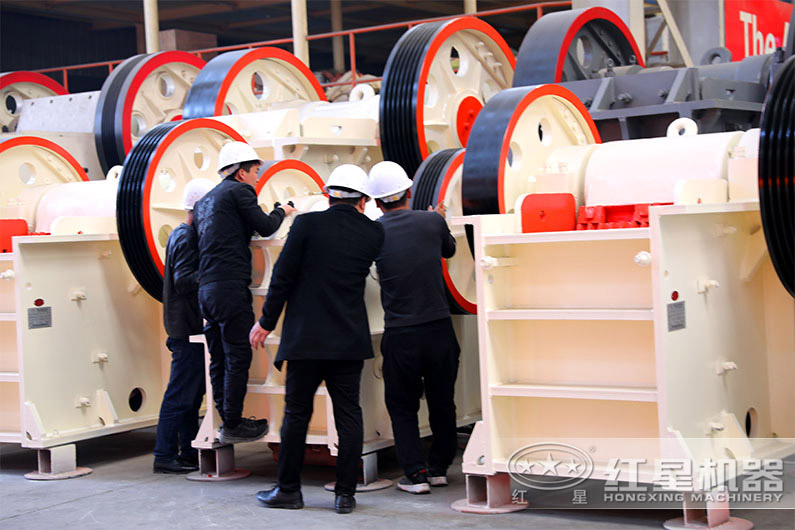 客戶來(lái)廠考察設(shè)備 客戶來(lái)廠考察設(shè)備