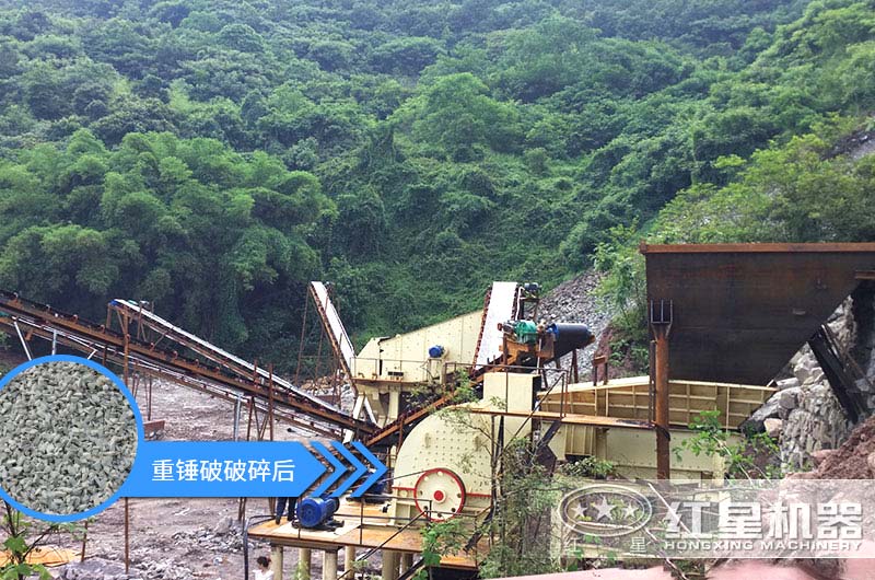 一次成型重錘破碎機加工現(xiàn)場 一次成型重錘破碎機加工現(xiàn)場