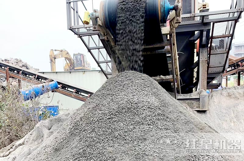 把握商機(jī)的用戶大規(guī)模粉碎建筑垃圾現(xiàn)場(chǎng) 把握商機(jī)的用戶大規(guī)模粉碎建筑垃圾現(xiàn)場(chǎng)