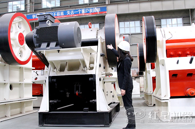 大型顎式粉石頭機 大型顎式粉石頭機