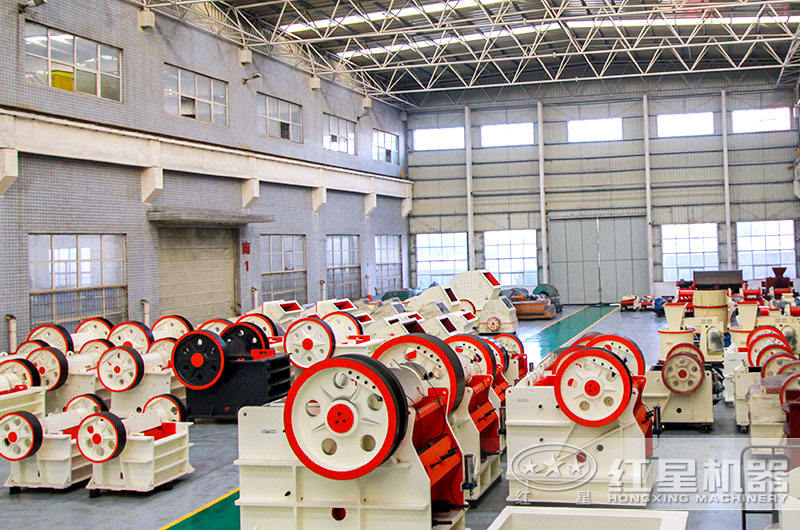 產(chǎn)量范圍在1-120噸的10萬內(nèi)顎式破碎機(jī) 產(chǎn)量范圍在1-120噸的10萬內(nèi)顎式破碎機(jī)