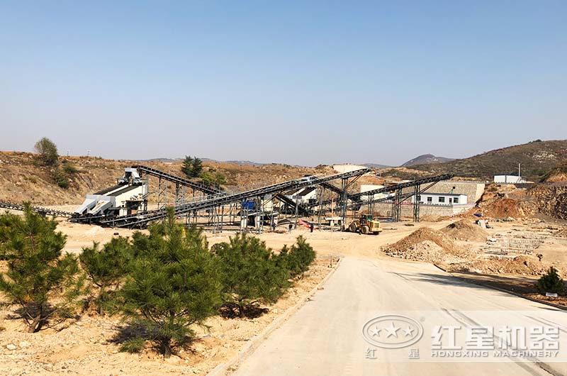 小型河卵石制砂生產客戶現(xiàn)場 小型河卵石制砂生產客戶現(xiàn)場