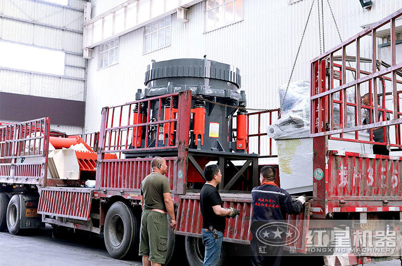 又一臺紅星圓錐破裝車即將發(fā)貨至山東廊坊 又一臺紅星圓錐破裝車即將發(fā)貨至山東廊坊