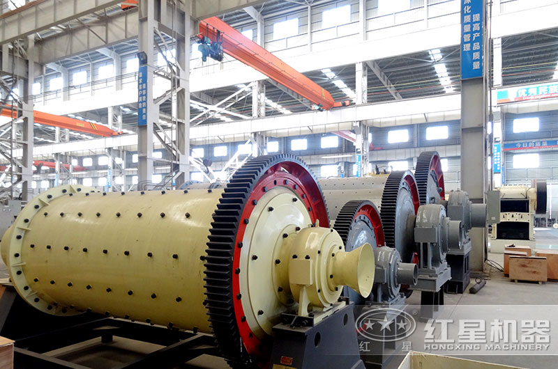 球磨制砂機生產(chǎn)車間 球磨制砂機生產(chǎn)車間