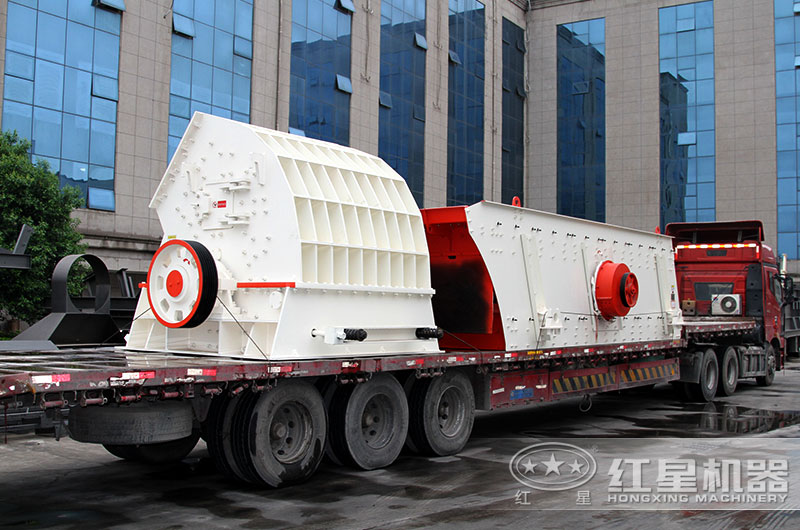 重錘破制砂機發(fā)貨現(xiàn)場 重錘破制砂機發(fā)貨現(xiàn)場