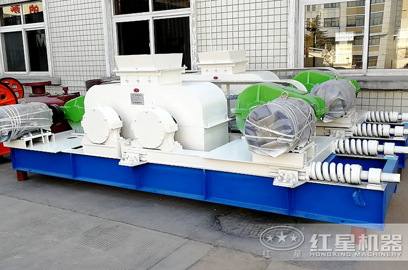 對(duì)輥式破碎機(jī) 對(duì)輥式破碎機(jī)