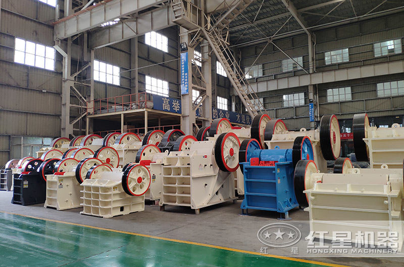 不同型號規(guī)格下的顎式破碎機 不同型號規(guī)格下的顎式破碎機